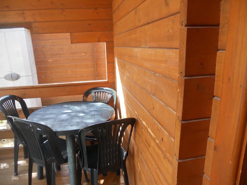 Camping Fuente De Piedra Δωμάτιο φωτογραφία