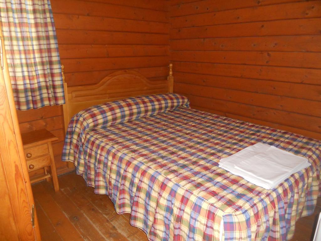 Camping Fuente De Piedra Δωμάτιο φωτογραφία
