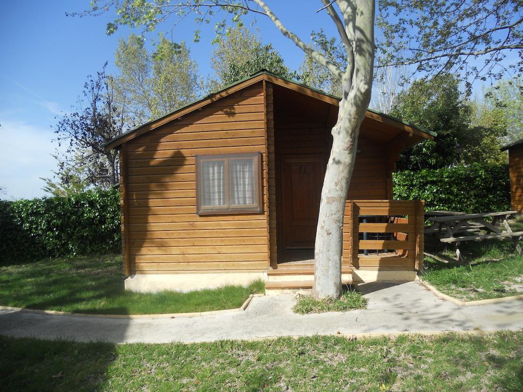 Camping Fuente De Piedra Εξωτερικό φωτογραφία