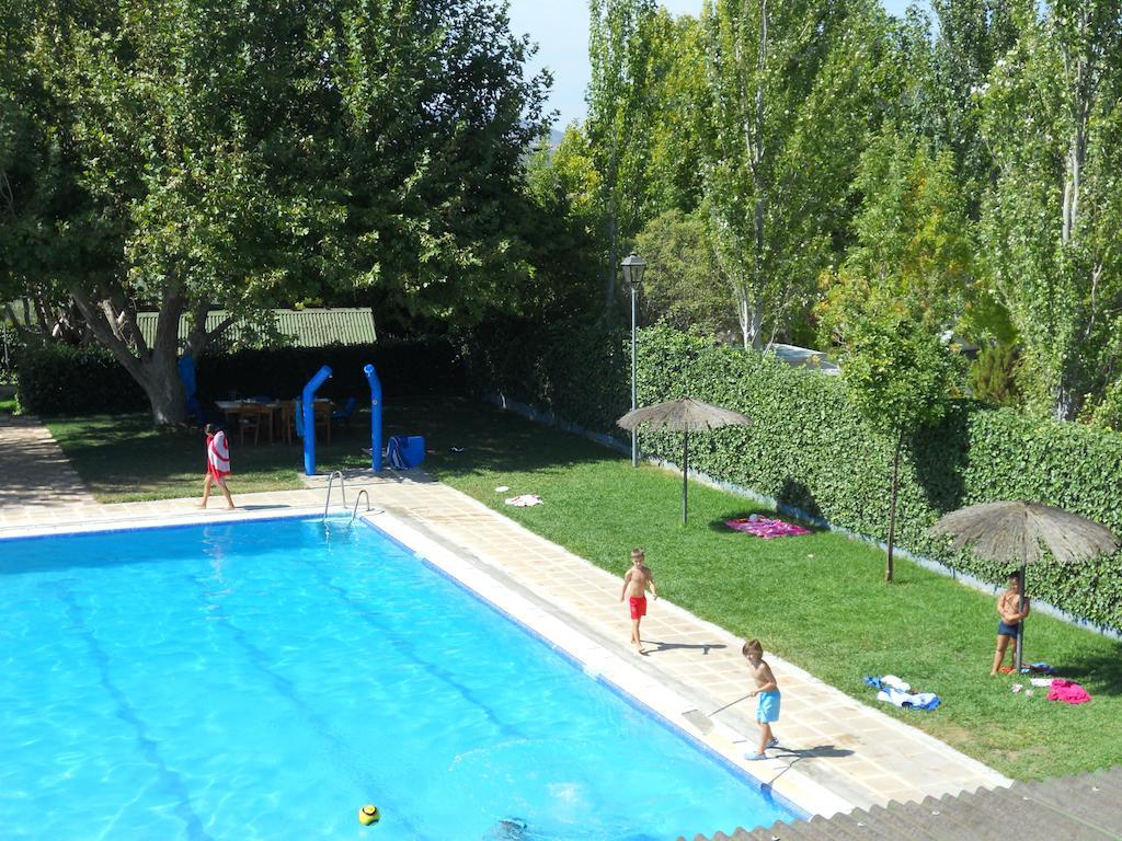 Camping Fuente De Piedra Εξωτερικό φωτογραφία